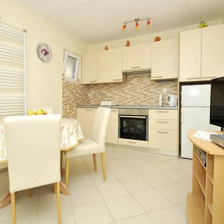 With A Parking Space Okrug Gornji, Ciovo - 11879 Appartement